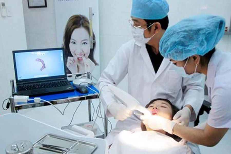 Nha khoa Đăng Lưu thực hiện làm răng Implant với quy trình bài bản