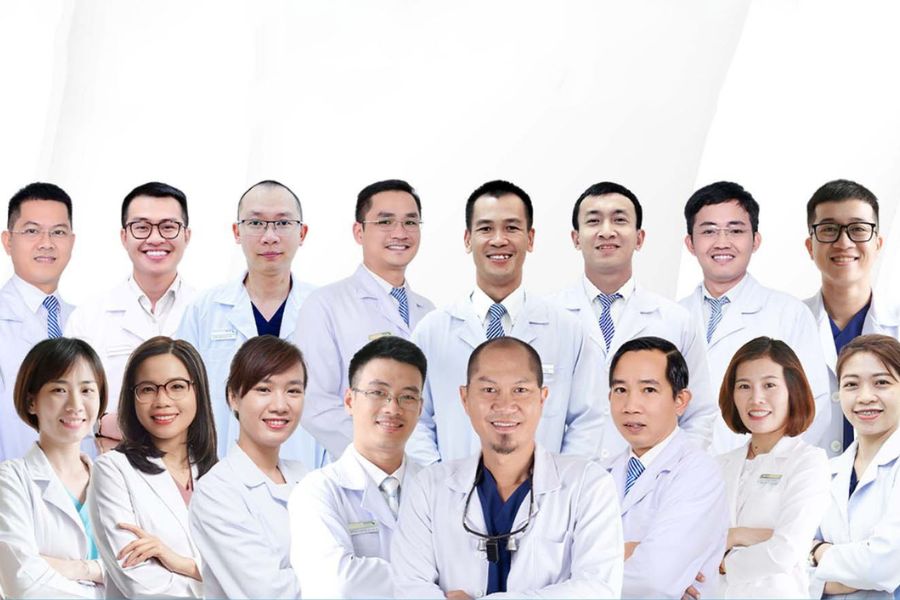 Nha Khoa Peace Dentistry sở hữu đội ngũ bác sĩ giỏi, được đào tạo, tu nghiệp tại nước ngoài