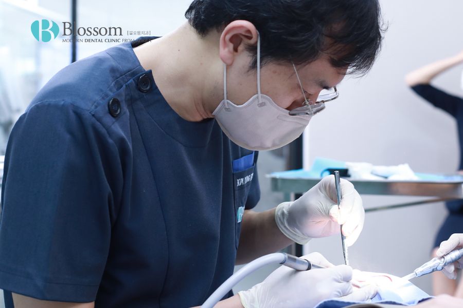 Kỹ thuật trồng răng Implant Blossom độc quyền có nhiều ưu điểm.