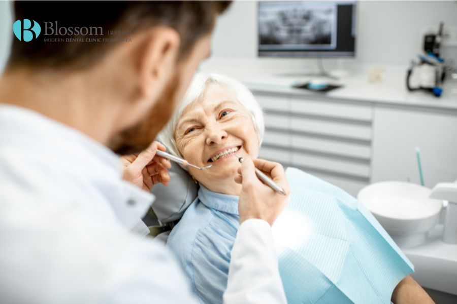 Trồng răng Implant cho người lớn tuổi mang lại chức năng ăn nhai hoàn hảo, độ bền cao