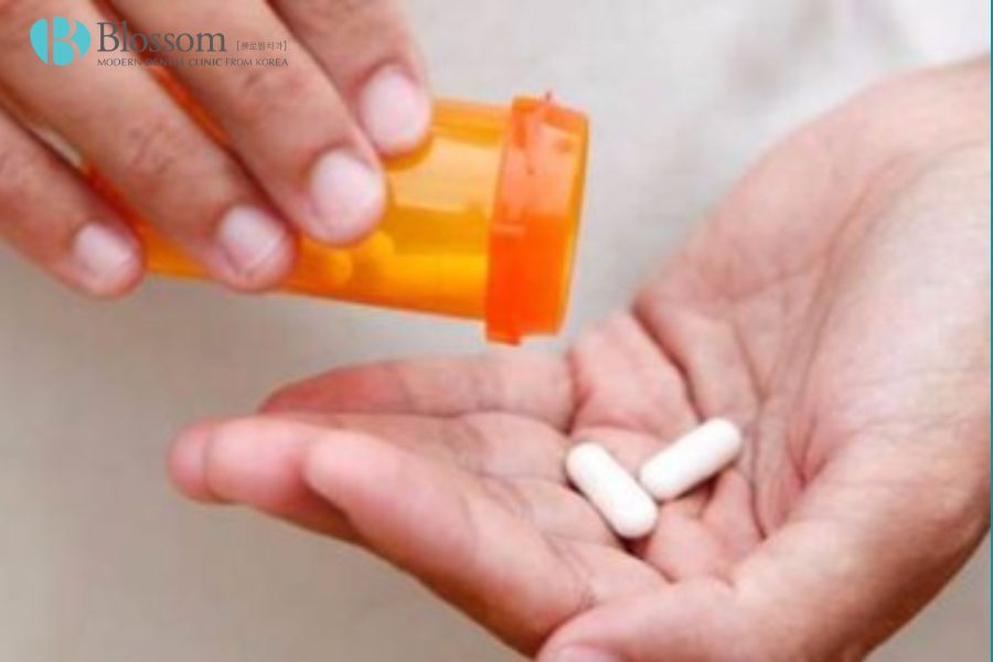 Ê buốt răng là gì? Cách xử lý tình trạng ê buốt chân răng 4 e buot rang la gi 3