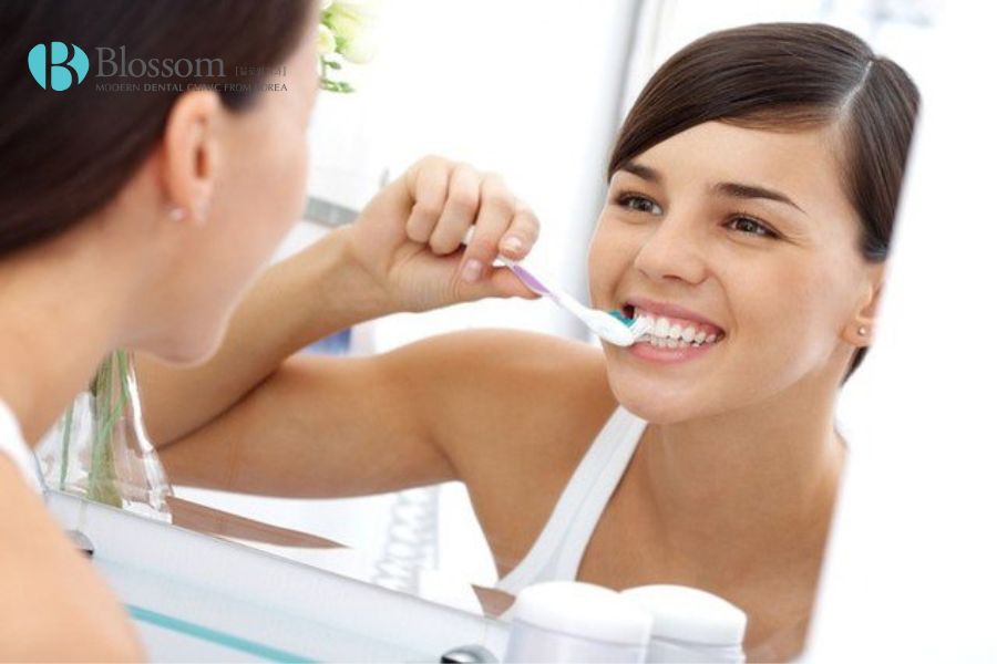 Phương pháp điều trị răng chết tủy hiệu quả hiện nay 6 rang chet tuy 5
