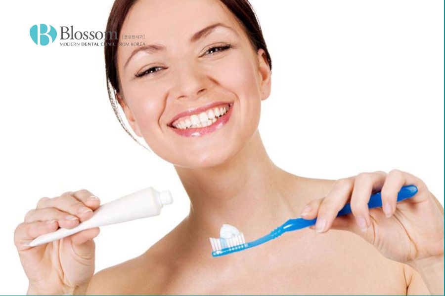 Trồng răng Implant có nguy hiểm không? Các biến chứng thường gặp. 6 trong rang co nguy hiem khong 7