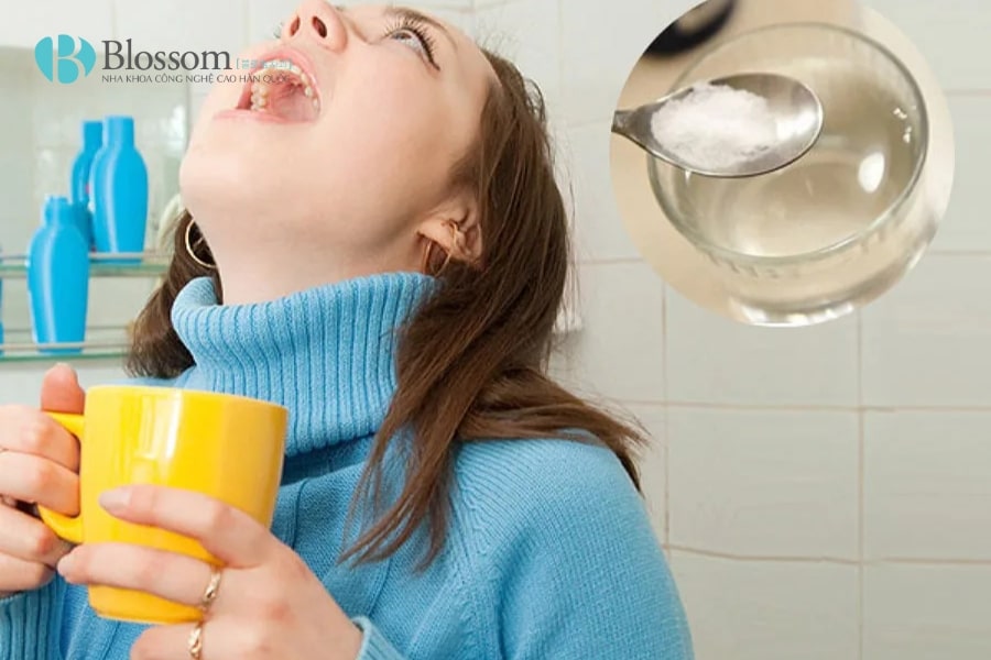 Súc miệng bằng muối có công dụng gì? Cách thực hiện và những lưu ý quan trọng 4 suc mieng bang muoi 4 min