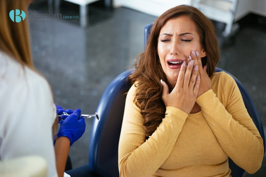 Bật mí mẹo trị nhức răng đơn giản giúp giảm đau tức thì tại nhà 1 tri nhuc rang 1 min